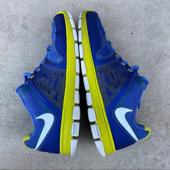 Nike Shoes - Ladies Nike Traiining Free XT Motion Fit